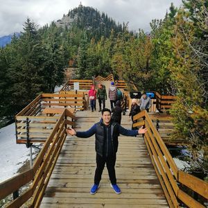 Meet your Posher, Gerard